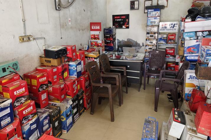 Ravi Auto Batteries Derabassi
